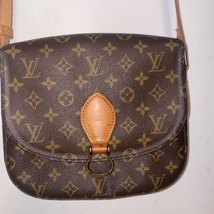 ❌SOLD❌Authentic Louis Vuitton Saint Cloud GM